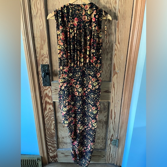 Women’s Fall Floral Dress - Picture 4 of 4